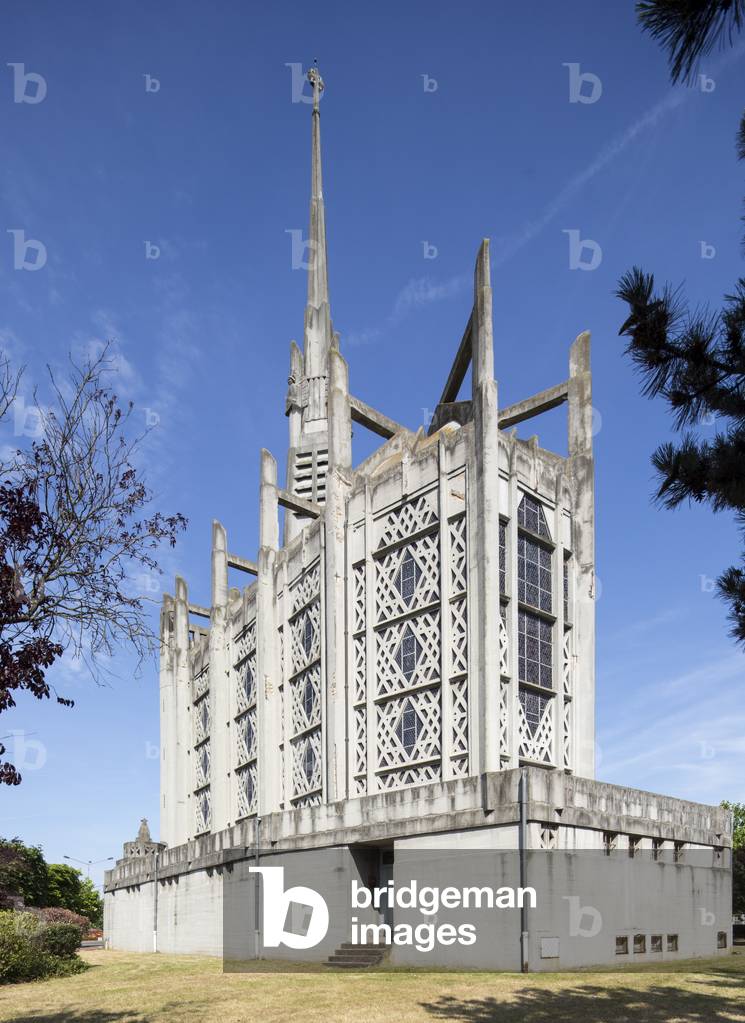 Saint Therese of Elisabethville, 1927-1928, Aubergenville