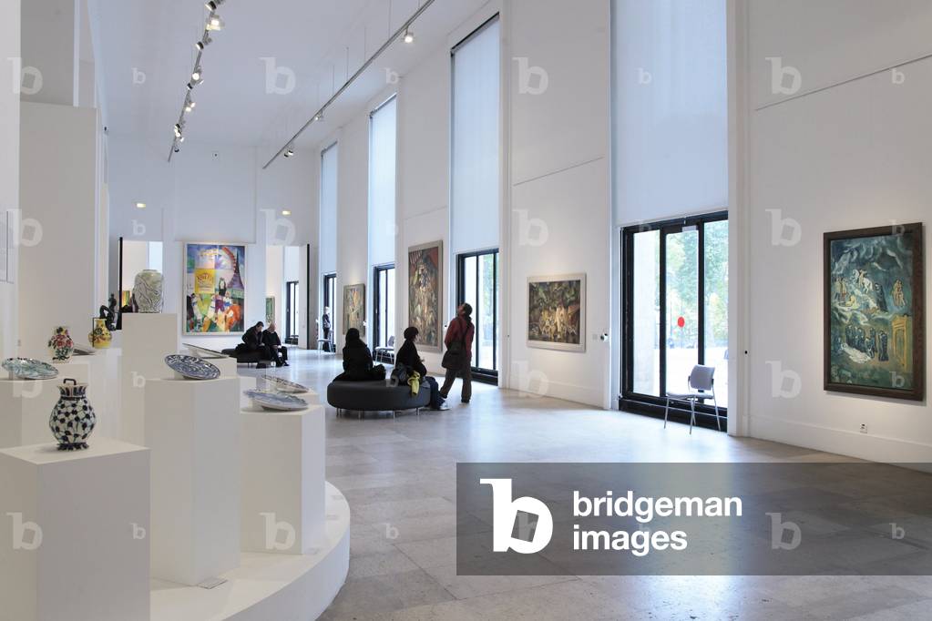 The Musee d'Art Moderne de la Ville de Paris, Avenue du President Wilson, Paris 75016. Architecture by Jean-Claude Dondel, Andre Aubert, Paul Viard and Marcel Dastugue, 1937 Photography 29/10/10