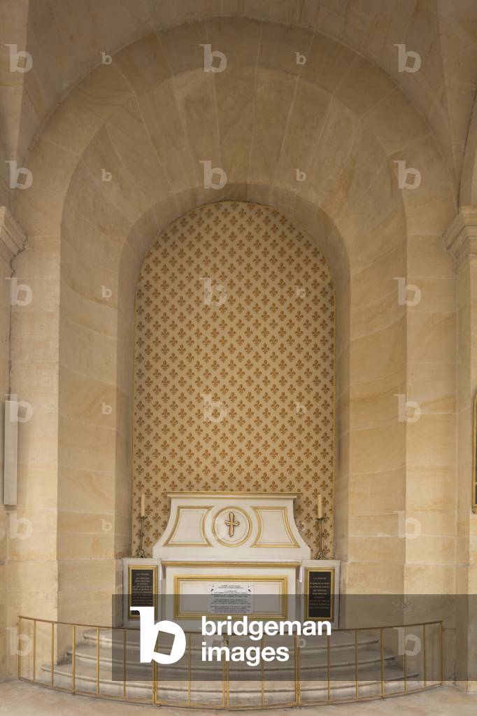 Altar of the Chapel of the Invalides (1670), Paris (photograph)