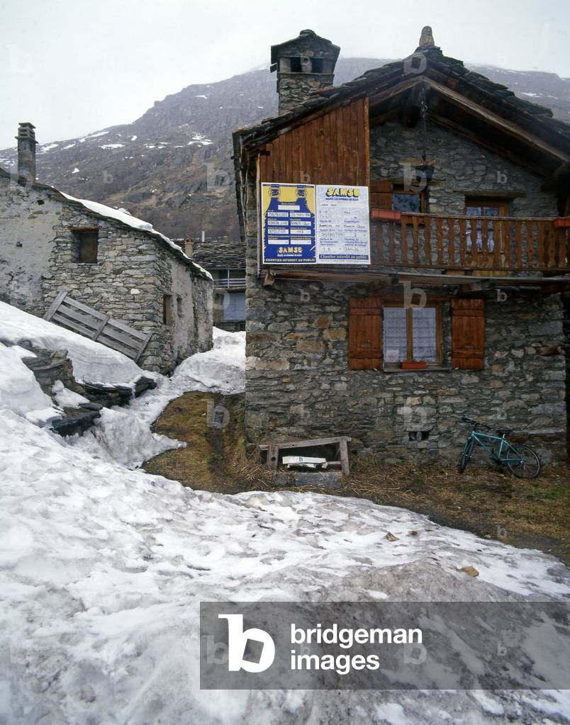 The village of Bonneval sur Arc in Savoy. Photography 10/02/00.