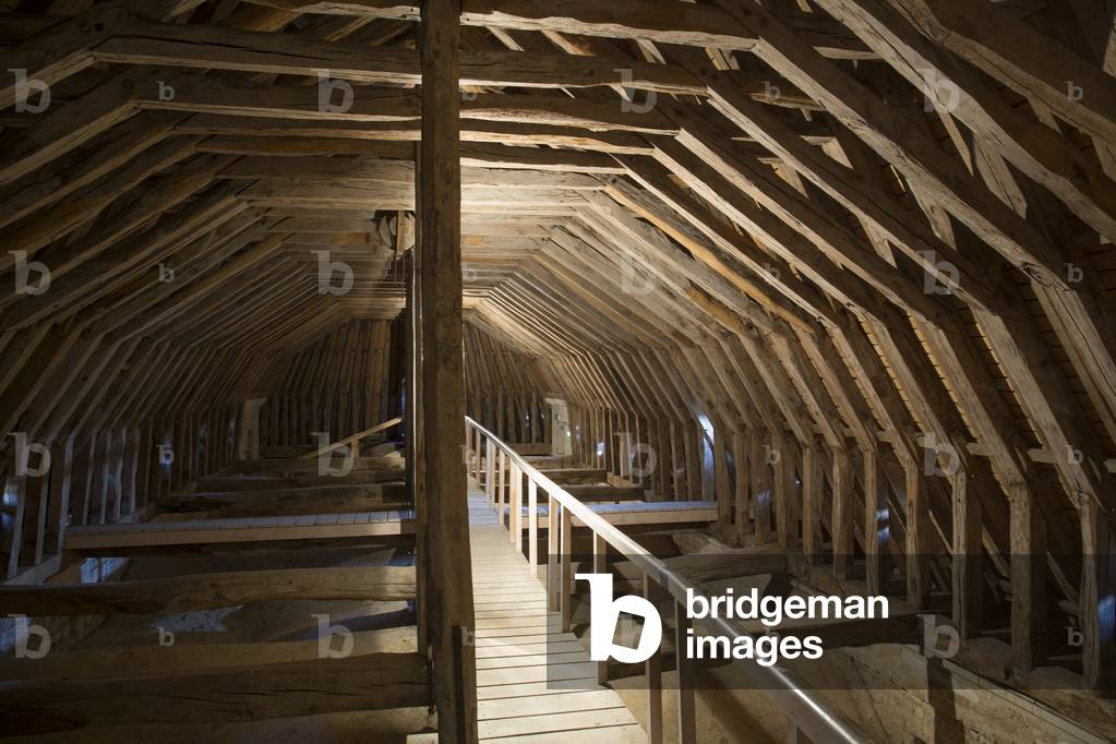 chancel frame, Notre Dame de Bayeux Cathedral