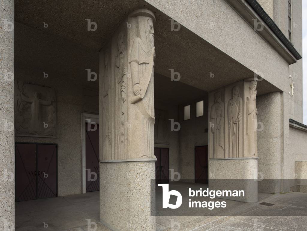 Basilica of Our Lady of the Trinity, 1932-1949, Blois