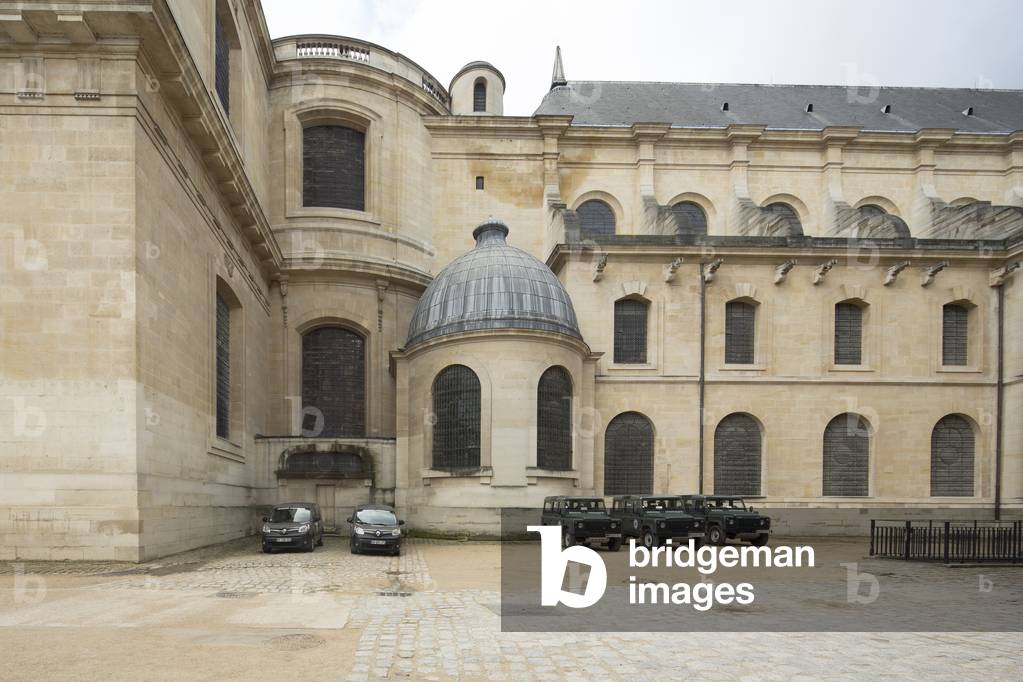Renewal, hotel des Invalides, Paris 2018 (photograph)