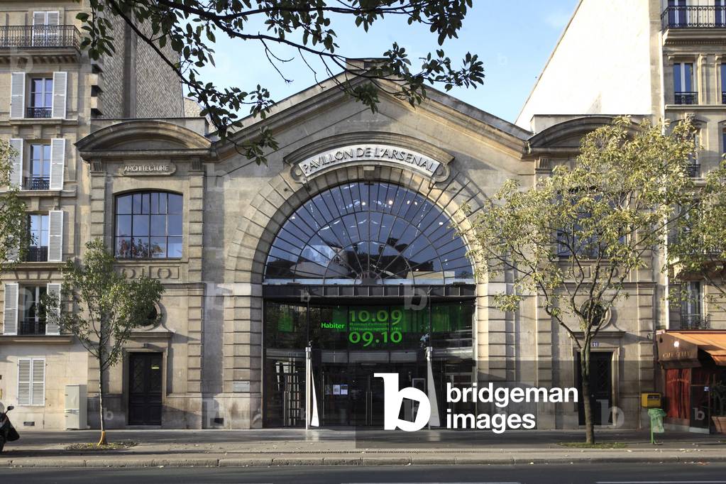 Le Pavillon de l'Arsenal, 21 boulevard Morland, Paris 75004. Architecture by Bernard Reichen and Philippe Robert, 1988.