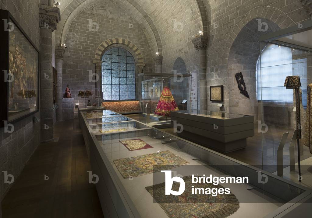 Treasure development in the State Hall, Cathedrale Notre-Dame du Puy