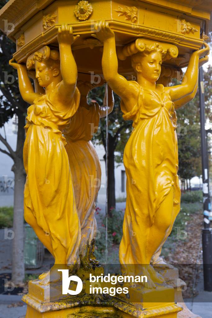 Wallace Fountain, yellow colour, by C. A. Lebourg, 2018 (photograph)