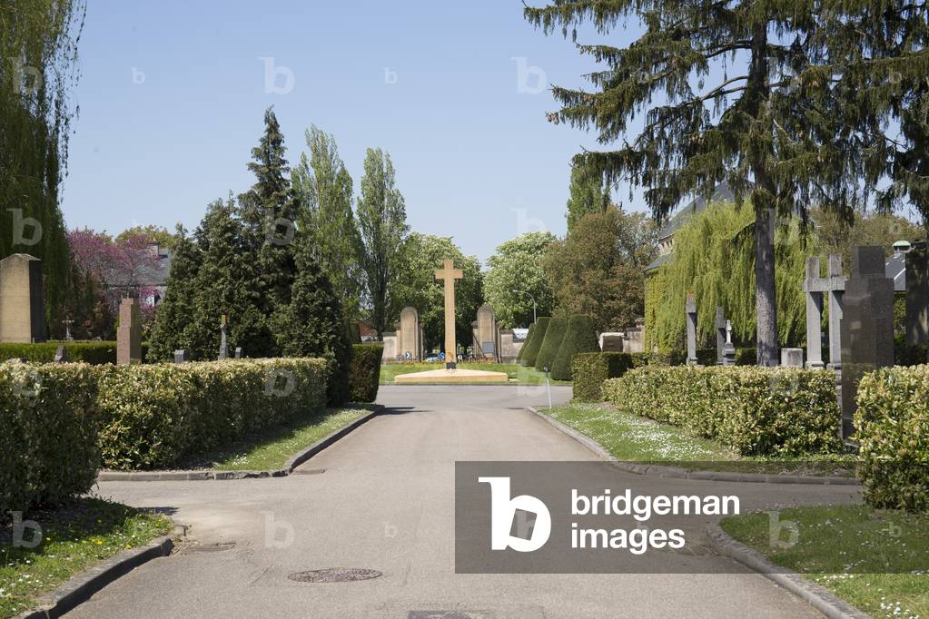 Eastern Cemetery, Metz, 2016 (photograph)