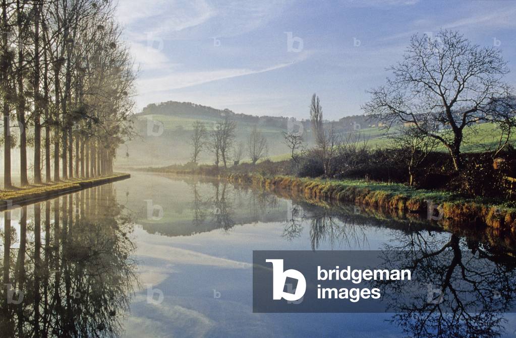 The Burgundy Canal. Photography 2003