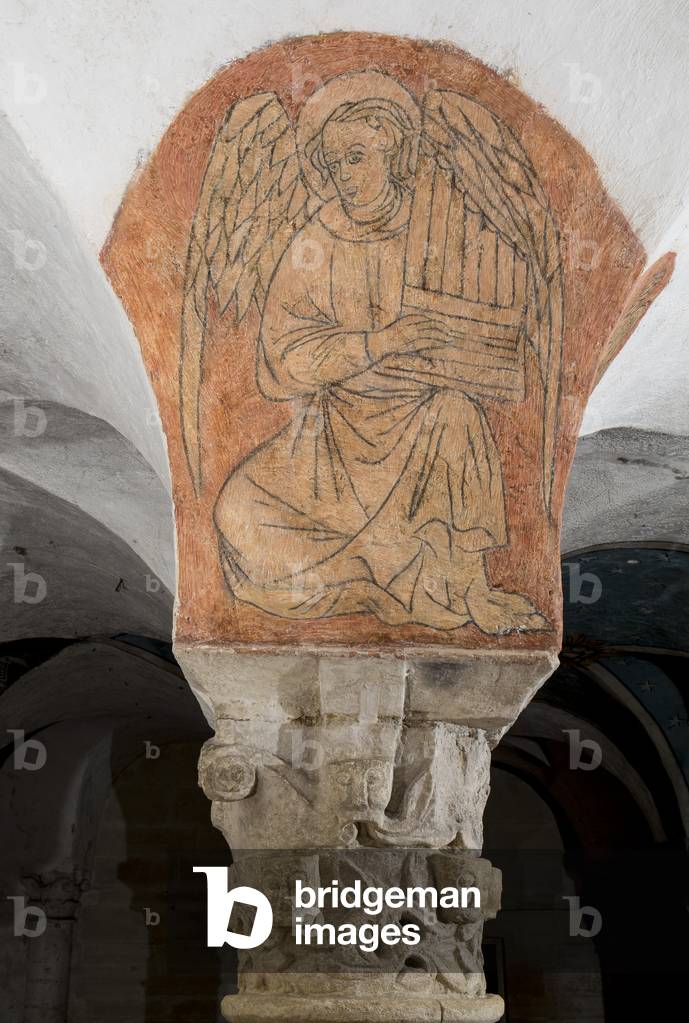 musician angel: organ, Romanesque crypt, Bayeux Cathedral