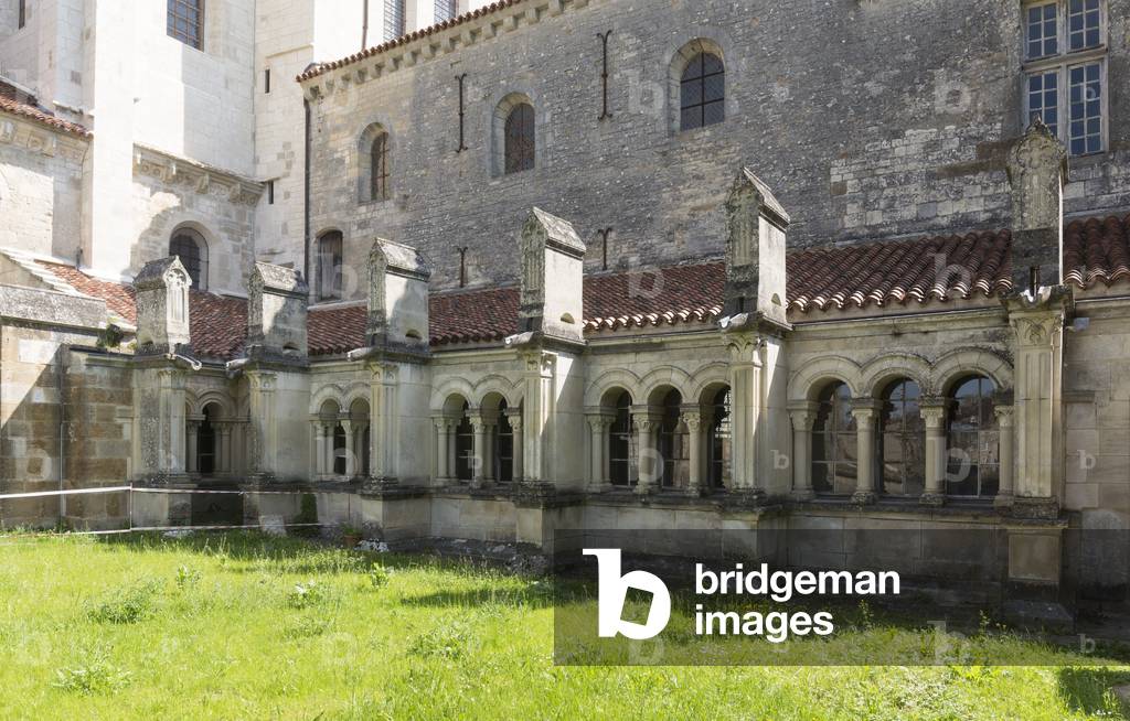 Basilica of Saint Madeleine, Vezelay, 1120-1150 (photography)