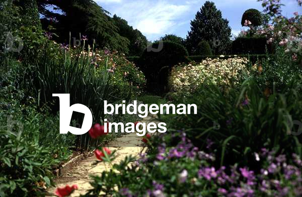 The Old Garden, created between 1908-48 (photo)