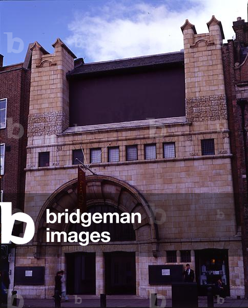 Whitechapel Art Gallery, opened 1901 (photo)