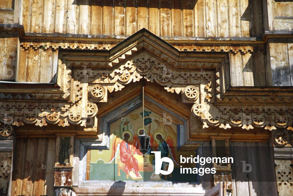 Detail of the facade of the Cathedral of the Holy Trinity, built in 1885 (photo)