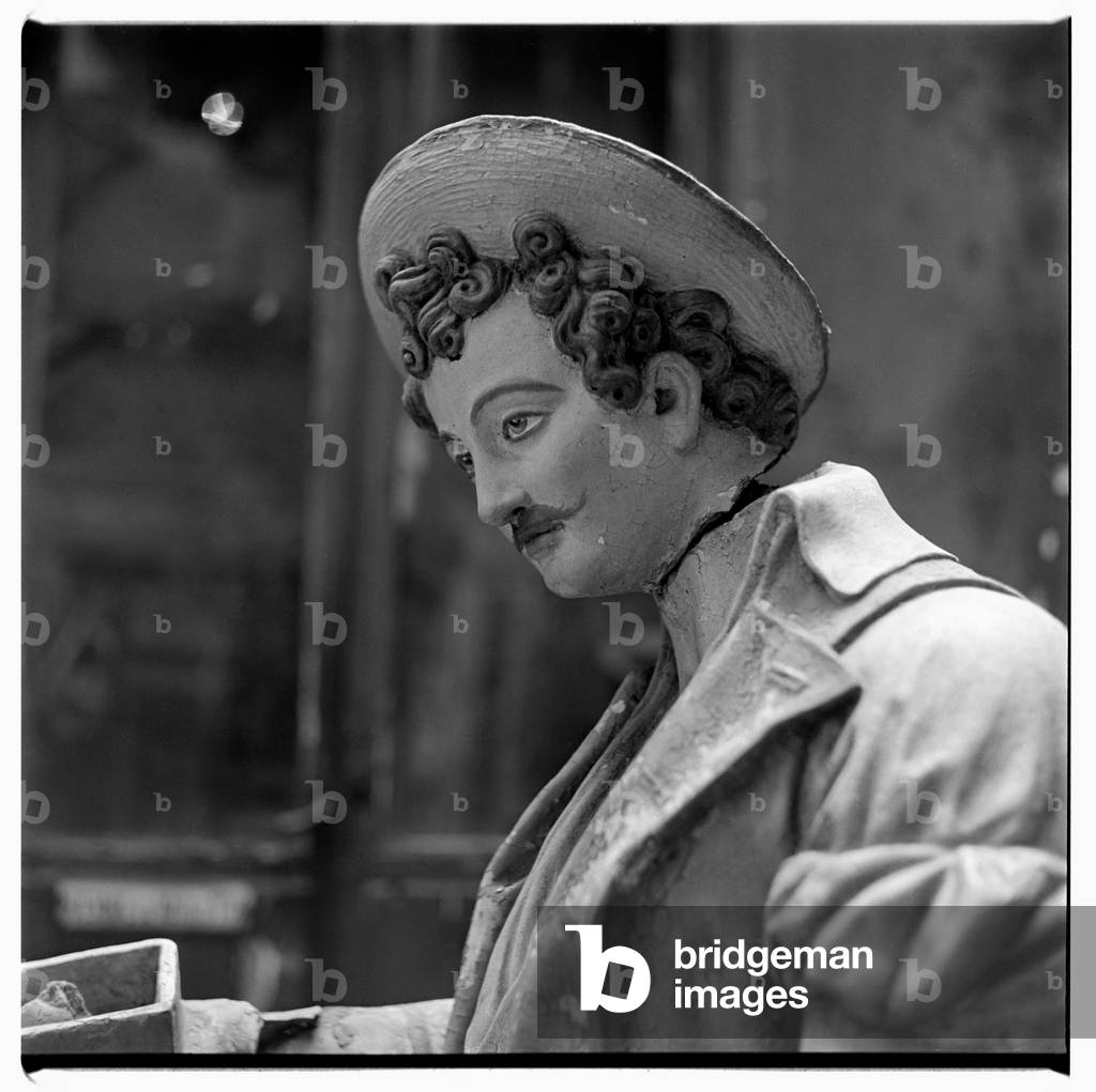 Image of an antique head, Montparnasse, Paris, early early 1950's