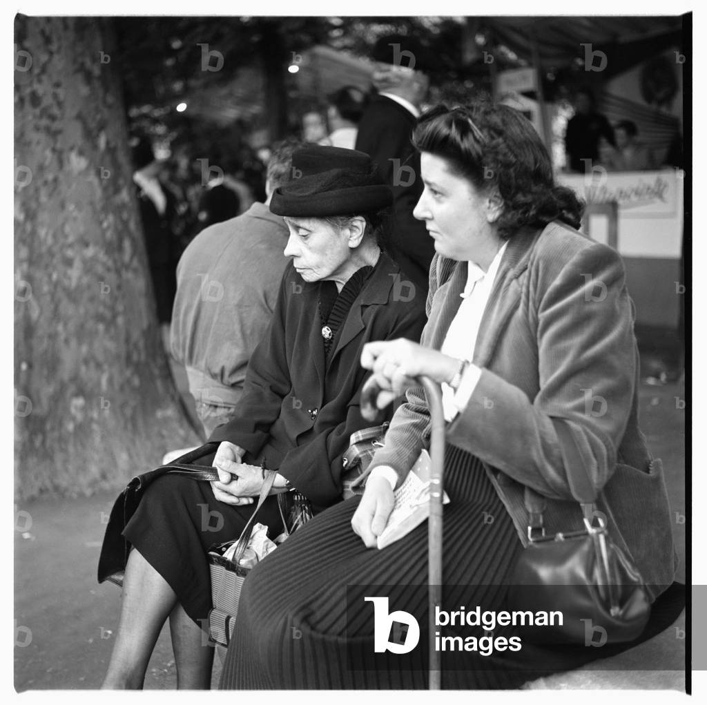 Rome bench, c.1951-54 (b/w photo)
