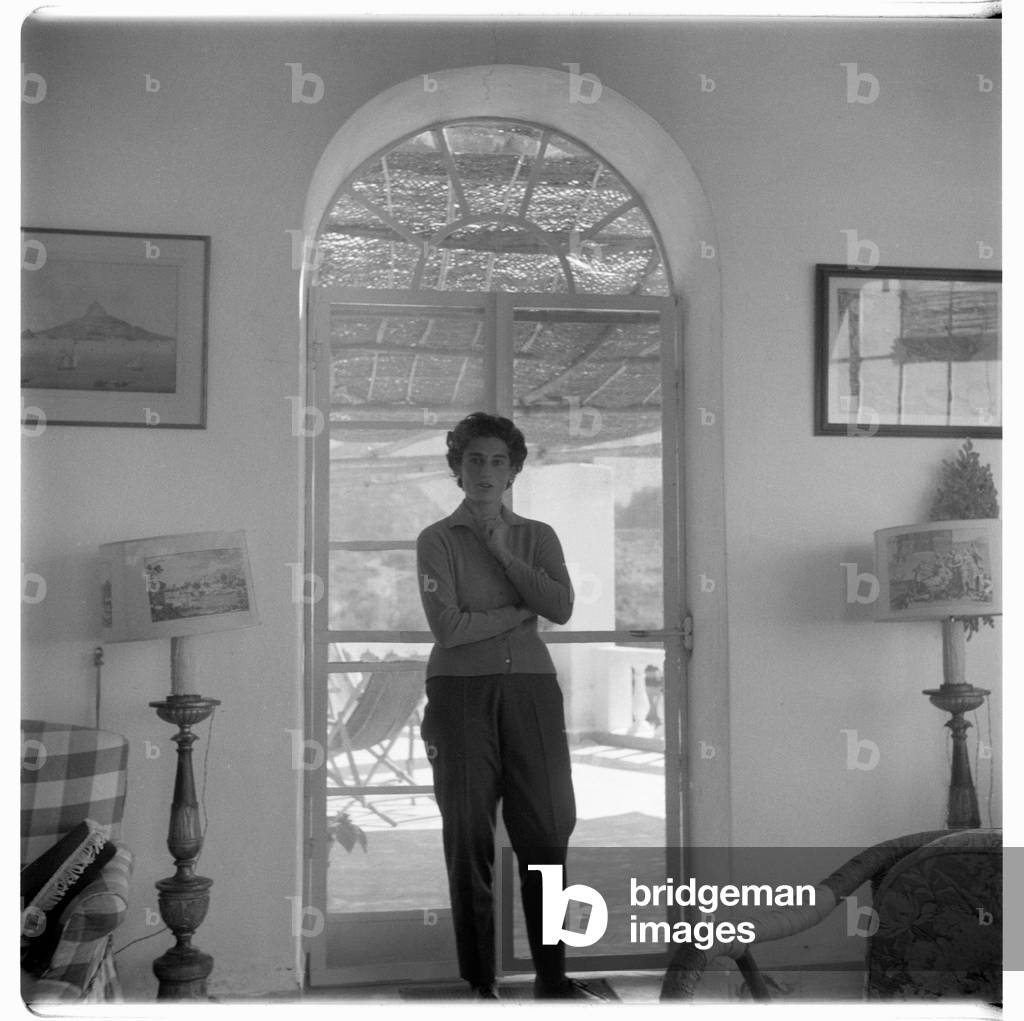 Lady Susana Walton, portrait of Lady Walton, Argentinean wife of English composer William Walton at Casa Cirillo, at home before La Mortella in Ischia, Italy, early 1950's (b/w photo)
