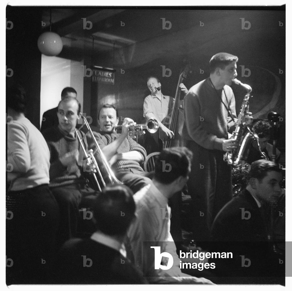 Humphrey Littleton, portrait of jazz musician Humphrey Littleton in 100 Club, Soho London early 1960's (b/w photo)