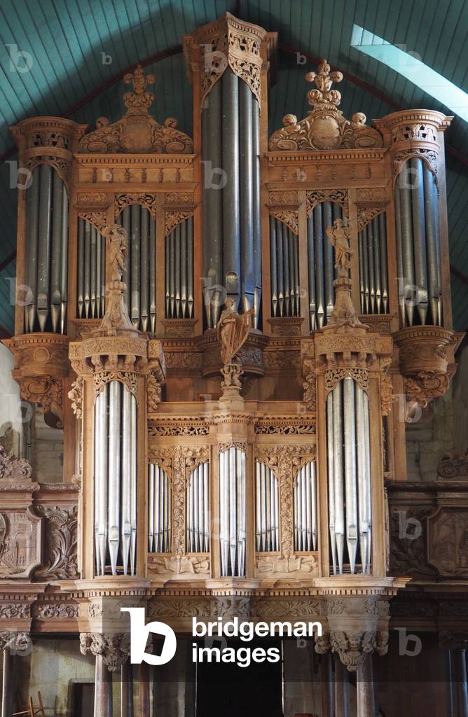Church, the organ built by Thomas Dallan 1675-1680, Guimillau, Valle de l'Elorn, Enclos parroissial, Finistre, France (photo)