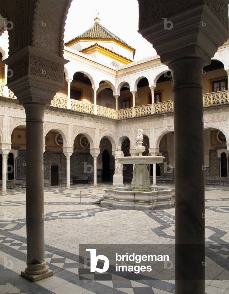 The main patio of the Casa de Pilatos (House of Pilate) is an aristocratic palace in the historical center of Seville, Spain. 15th and 16th century construction, mudejar, Gothic and Renaissance architectures