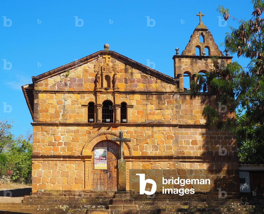 Facade of the Chapel of Santa Barbara, Barichara, Colombia (photo)