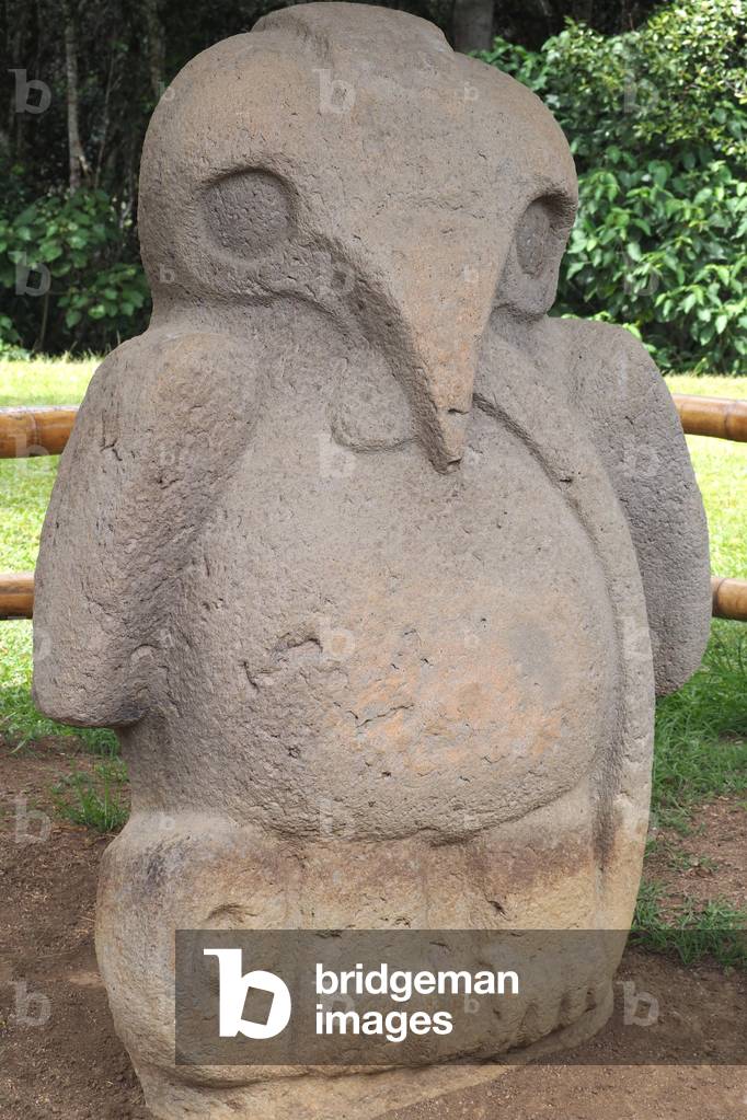 Archeological Park, Religious Monuments, Megalithes sculptures, Divinites and Animals, Eagle statue with a snake in the beak, San Augustine, Colombia (photo)