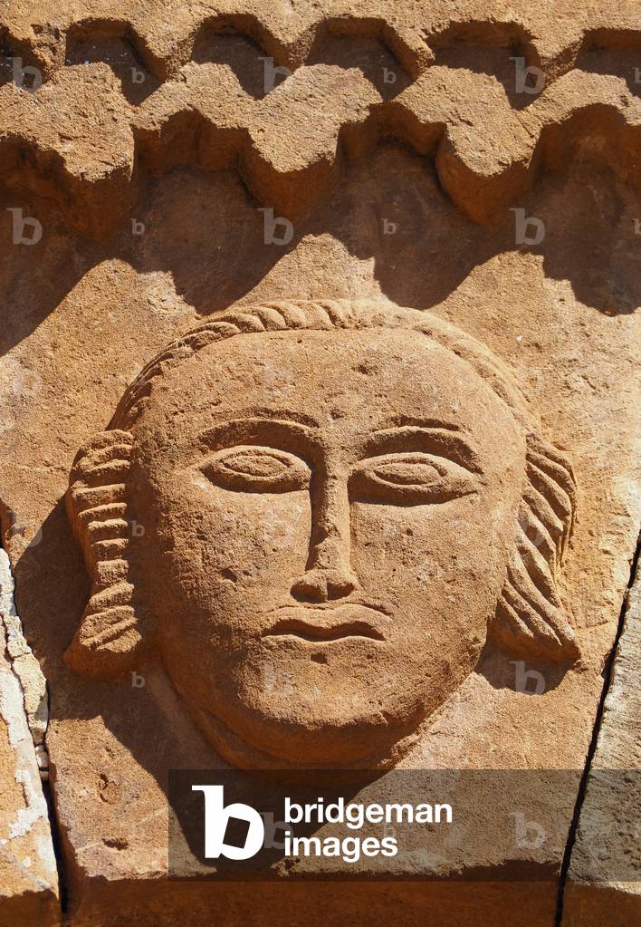 Facade of the Chapel of Santa Barbara, detail of the facade, Barichara, Colombia (photo)