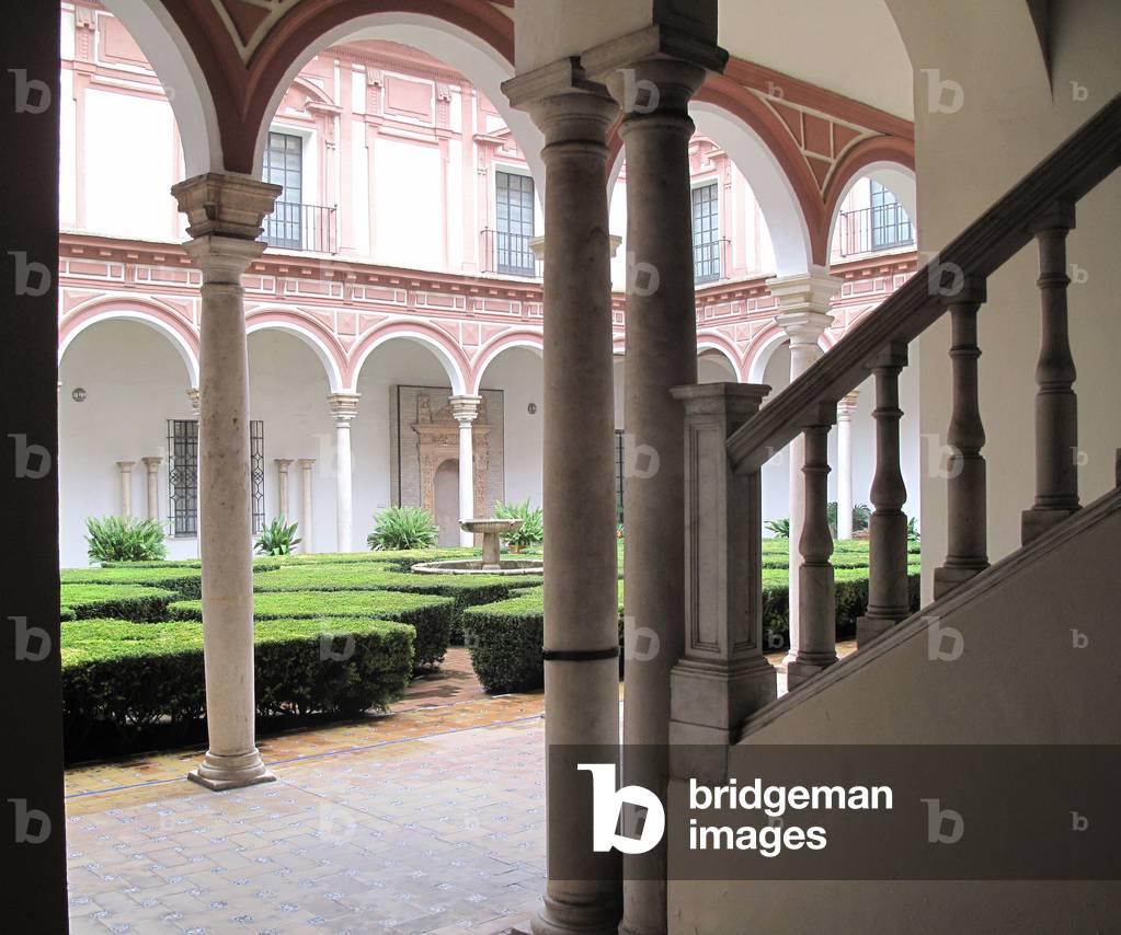 Patio of the cloister of boxwood, 17th century convent, Museum of Fine Arts of Seville (Spain)