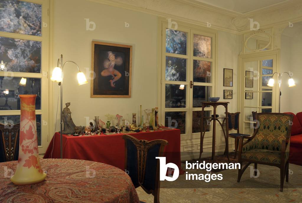 Salon de Leonor Fini (1908-1996), surrealist painter, theatre decorator and writer, located in the Rue de La Villiere in Paris.