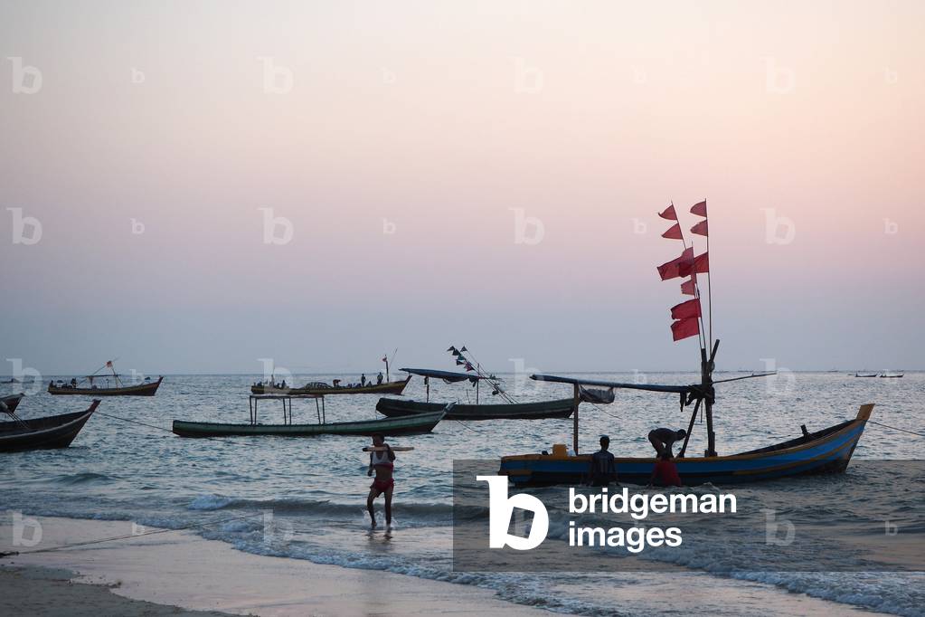 Myanmar - Burma: Ngapali, village on the Indian Ocean. Rakhine State. Gulf of Bengal. Sunset