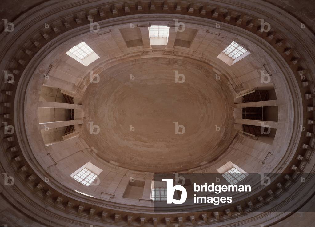 Baroque architecture: View of the dome of the Chapel of the Old Charite in Marseille. Architecture by Pierre Puget (1620-1694). Photography.