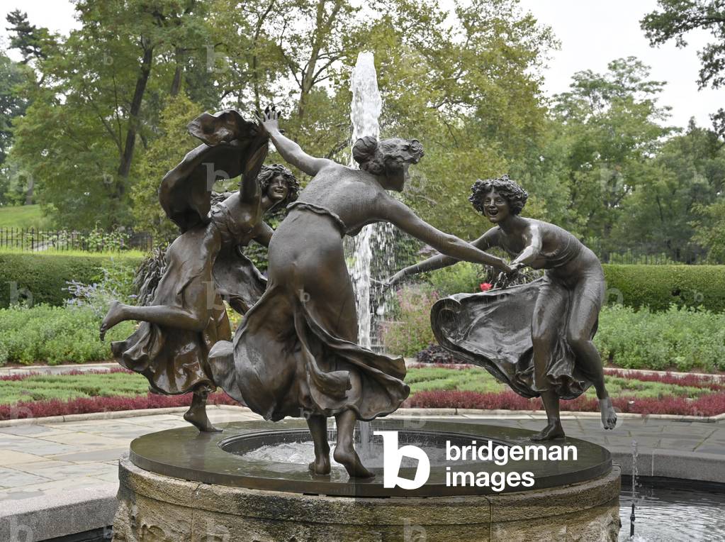 Fountain Untermeyer, Three Girls Dancing, Central Park, Manhattan, New York City, USA (photo)