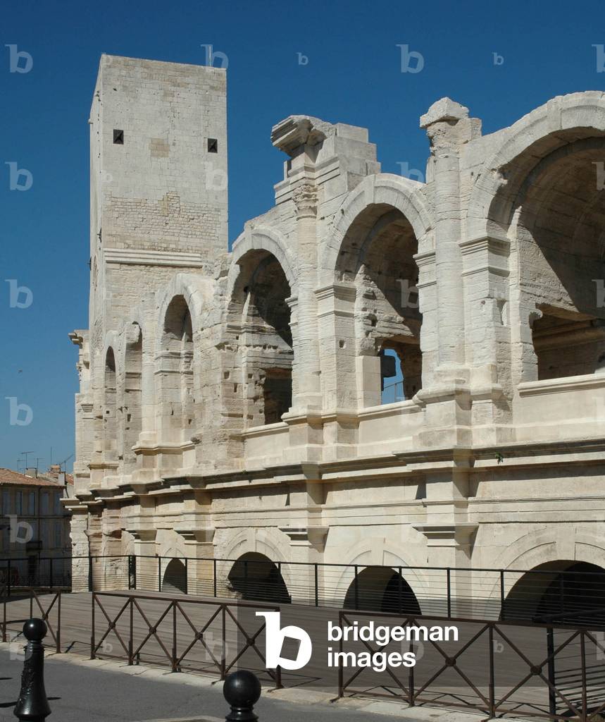 Roman architecture: view of the arenes or amphitheatre, monument built at the end of the 1st century AP. JC Arles (Bouches du rhone)