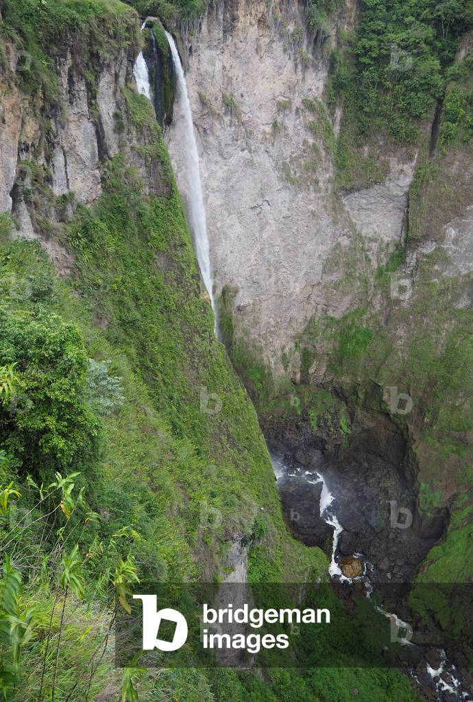 Archeological Park Alto de las Piedras, San Jose de IsnosCascade del Mortino (Isnos), San Augustine, Colombia (photo)