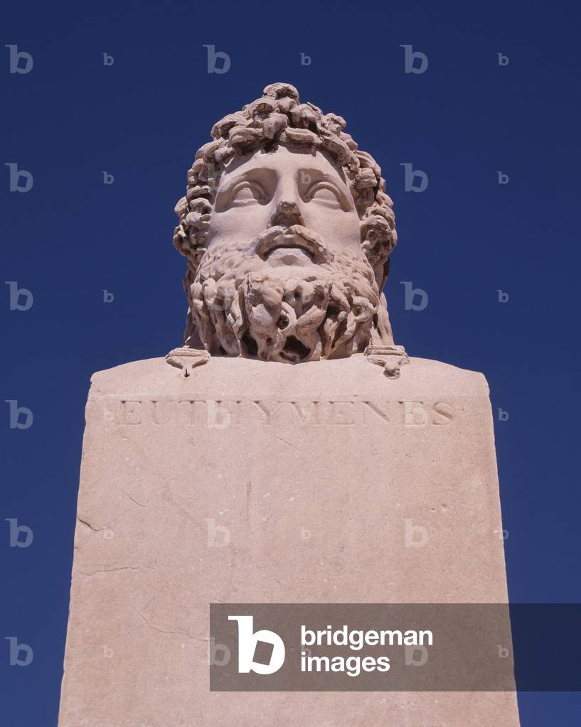 Statue of Pytheas and Euthymenes (sculpture)