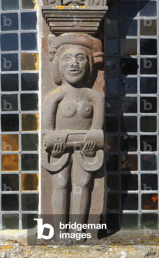 Ossuary, Guimillau, Valle de l'Elorn, Parroissial enclosure, Finistere, France (photo)