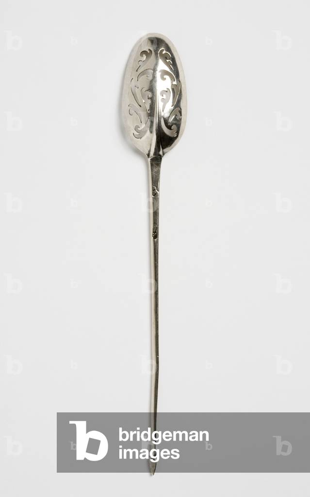 Straining spoon, c.1725 (silver)
