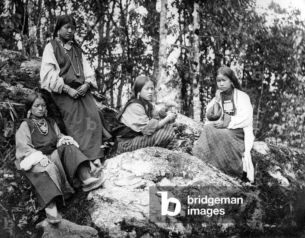 Himalayan Women, c.late C19th (b/w photo)