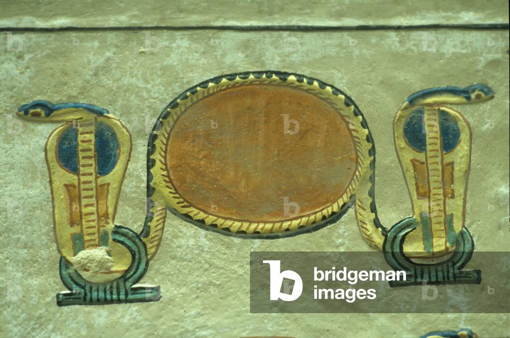 Solar disc and twin cobras protect pharaoh, Tomb of Amon hir Khopshef, Thebes, 20th Dyn (photo)