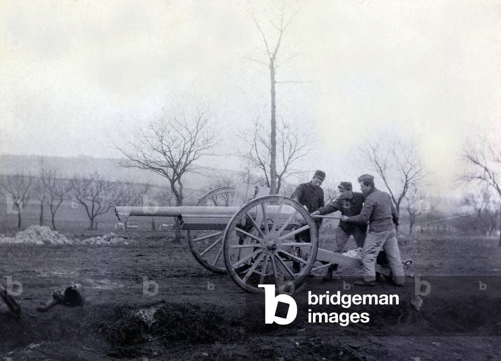 A photo album of an infantry lieutenant during the first months of the First World War, 1914-1918 (photo)