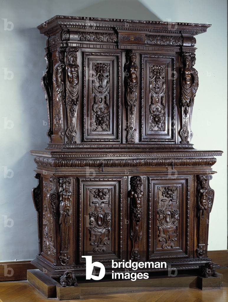 Furniture: wood cabinet from the second half of the 16th century (wood)