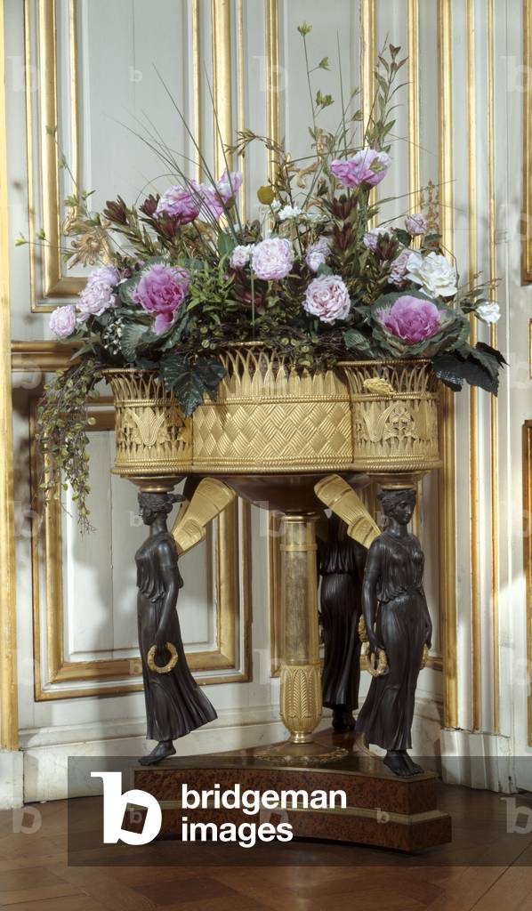 Art France Jardiniere has four baskets in gold bronze, c.1807 (bronze)