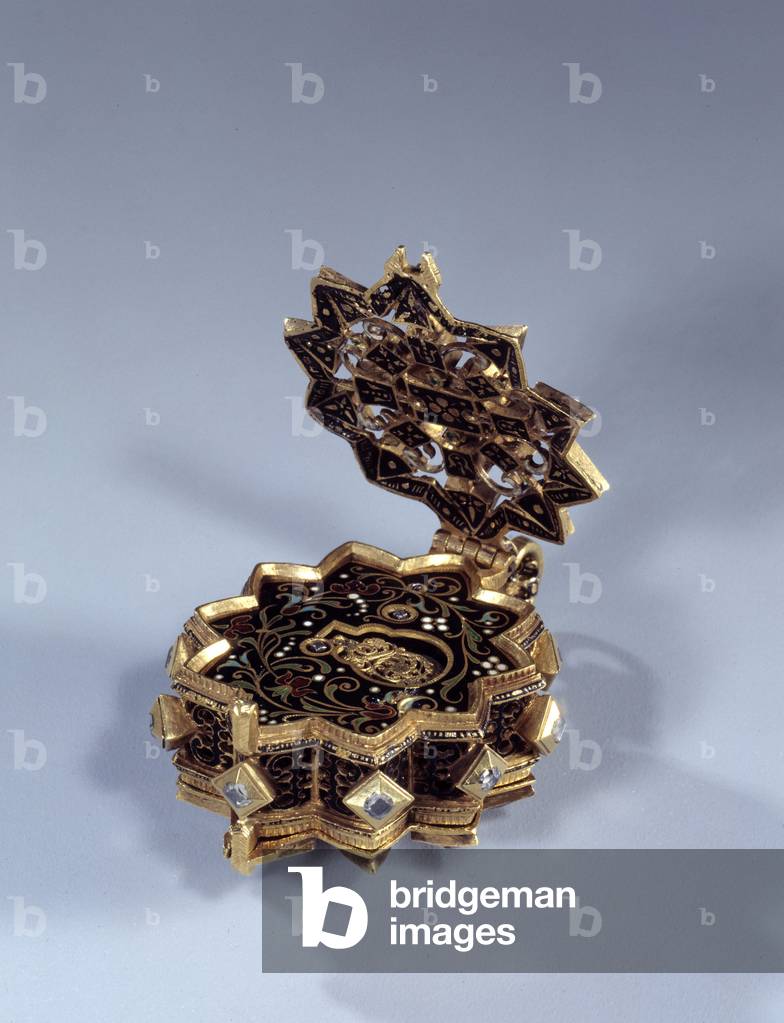 Star-shaped watch with 10 branches in enamel, diamonds and gold made (enamel, diamonds and gold)