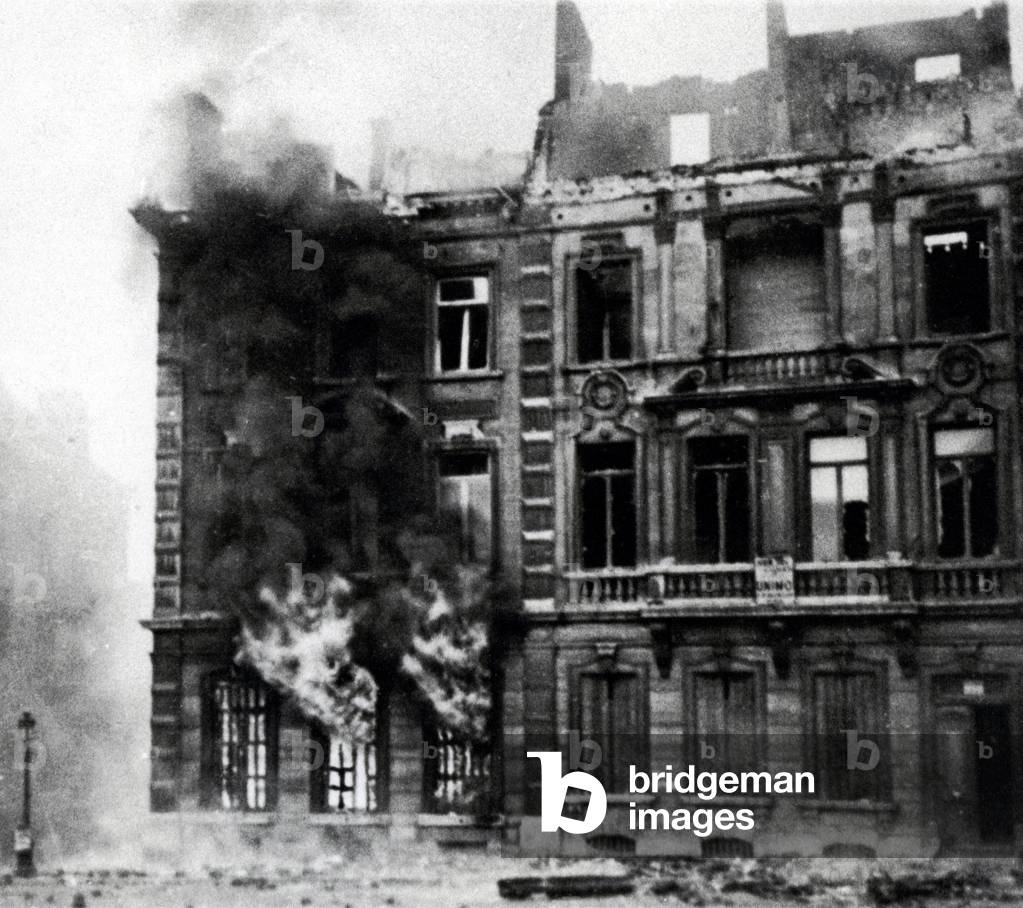 Second World War (1939-1945). Belgium, May 1940: fire in the city of Namur after bombing, 1940 (photo)