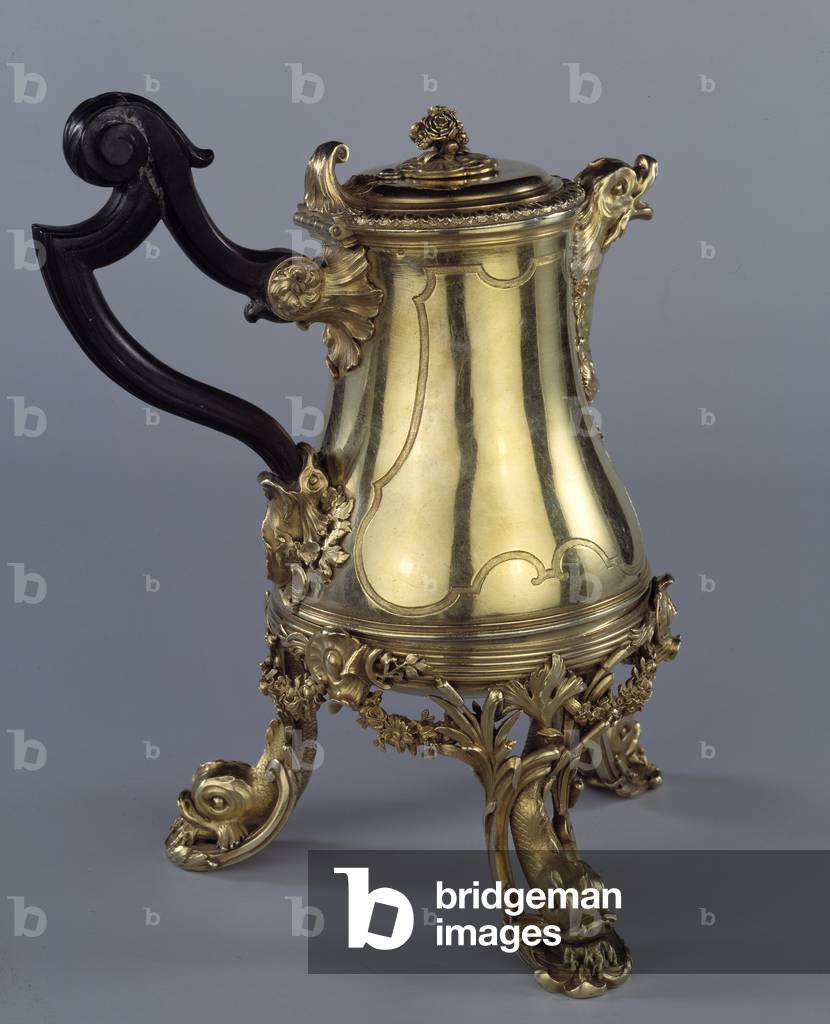 Chocolate in vermeil, Queen of France made in 1729 (object)
