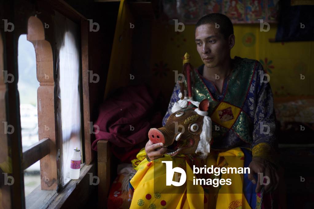 Dancers prepare for festival, Gangtey, Bhutan (photo)