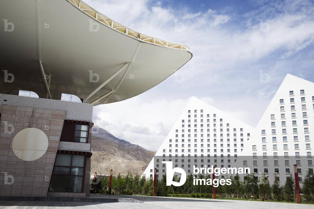 New Hotel out side Lhasa, Tibet (photo)