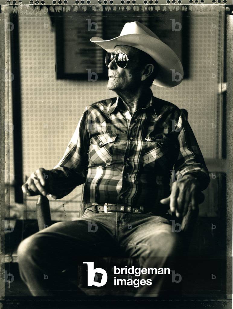 Kenneth Johnson, Rancher at the Owens boot shop Clarendon Texas, USA (b/w photo)
