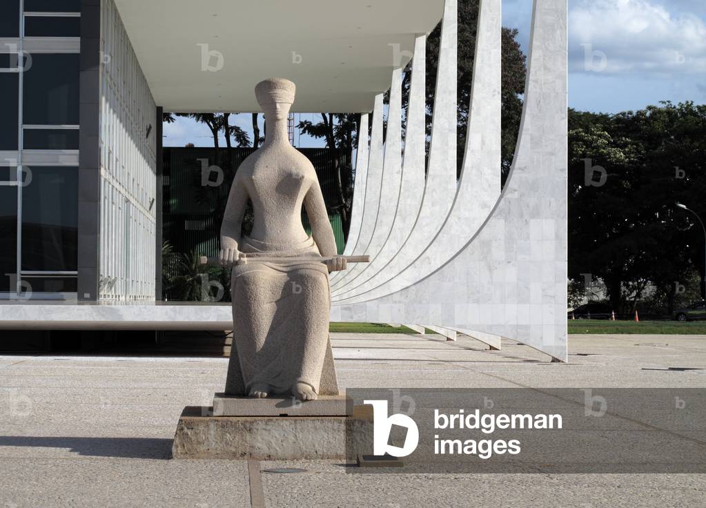 Lady Justice sculpture, Supreme Federal Court, Brasilia, Brazil (photo)