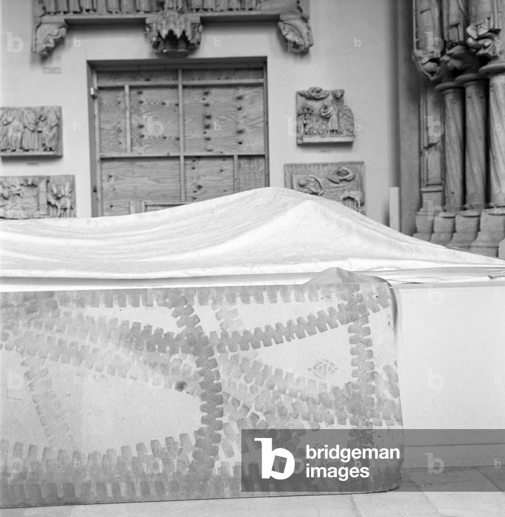 The site of the Musee des Monuments Francais in Paris. Cite of architecture and heritage, Palais de Chaillot, 1 place du Trocadero, Paris 16th arrondissement. All the renovation and renovation works were entrusted to the architect Jean Francois Bodin, 2007. Photography 2003.