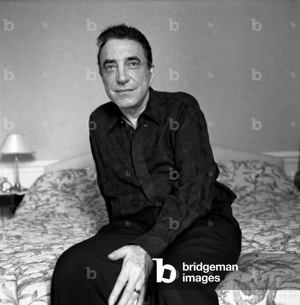 Portrait of Maurice Molina at home in Paris. Published in the book “” Didascalies, les theatres de l'est parisien”, published by Ville Ouvre, in 2004.